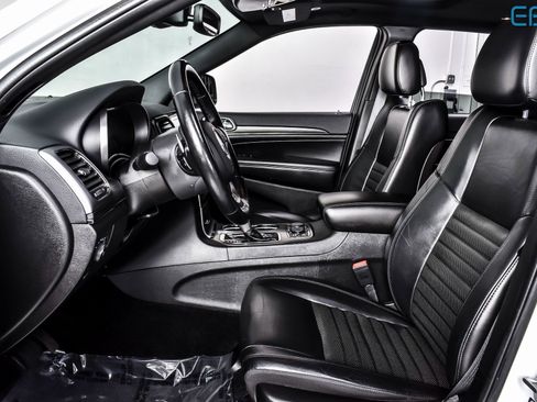 Used 2021 Jeep Grand Cherokee Limited X image 17