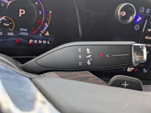 Certified 2025 Chevrolet Tahoe LT image 17