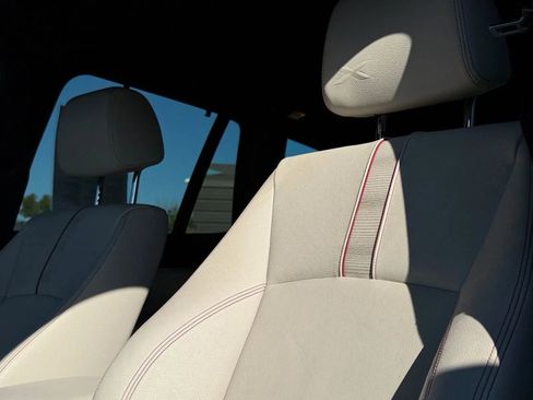 Used 2017 BMW X3 xDrive35i image 18