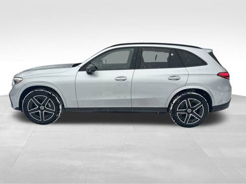 New 2026 Mercedes-Benz GLC 300 4MATIC image 2