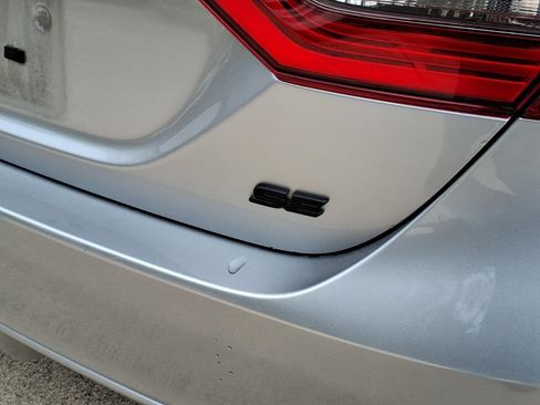 Used 2023 Toyota Camry SE image 9