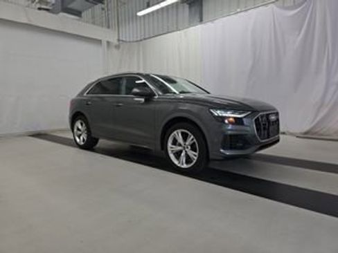 Used 2023 Audi Q8 Premium Plus w/ Premium Plus Package AWD/4WD image 9