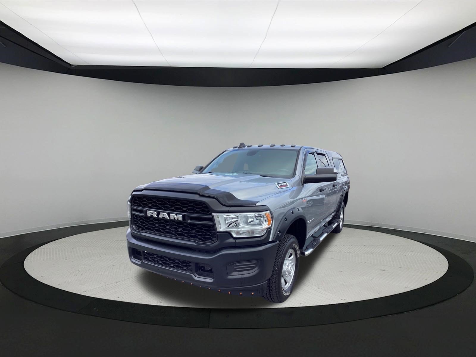 Used 2022 RAM 3500 Tradesman AWD/4WD image 4
