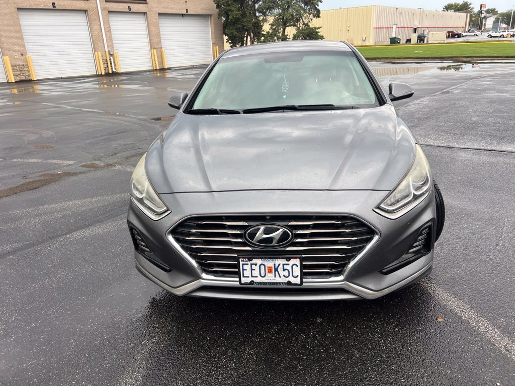 Used 2018 Hyundai Sonata SEL FWD image 2