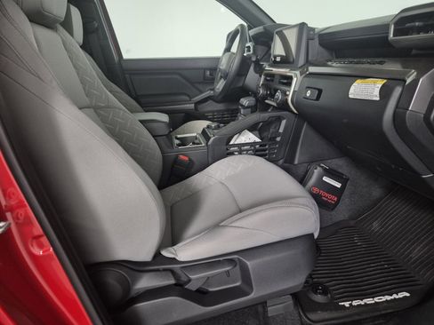 New 2026 Toyota Tacoma SR5 image 39