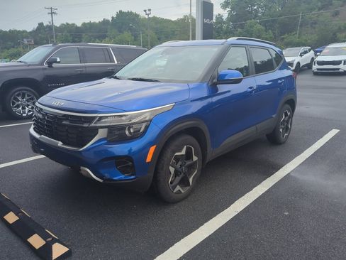 Used 2025 Kia Seltos S AWD/4WD image 1