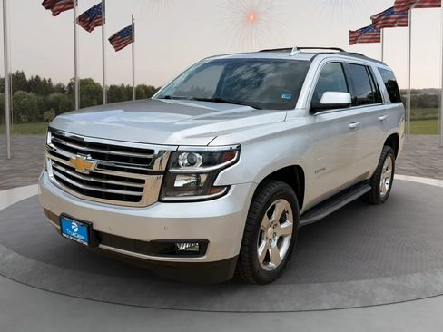 Used 2017 Chevrolet Tahoe LT w/ Luxury Package AWD/4WD image 1