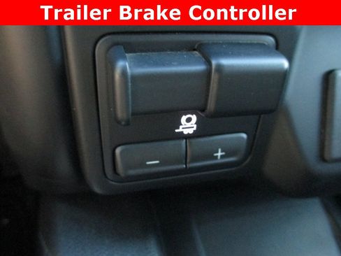 Used 2021 GMC Sierra 1500 AT4 w/ AT4 Premium Package image 17