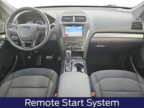 Used 2019 Ford Explorer XLT w/ Equipment Group 201A image 11