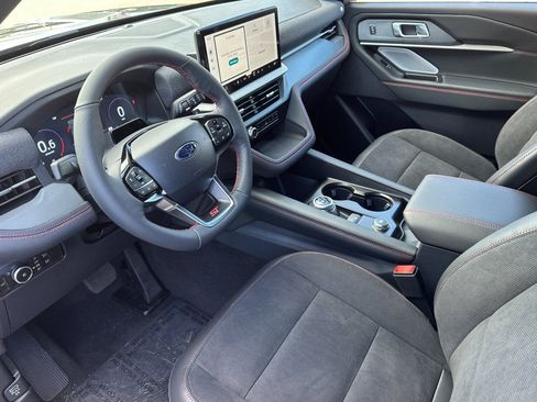 New 2026 Ford Explorer ST w/ Sun And Sound Package image 18