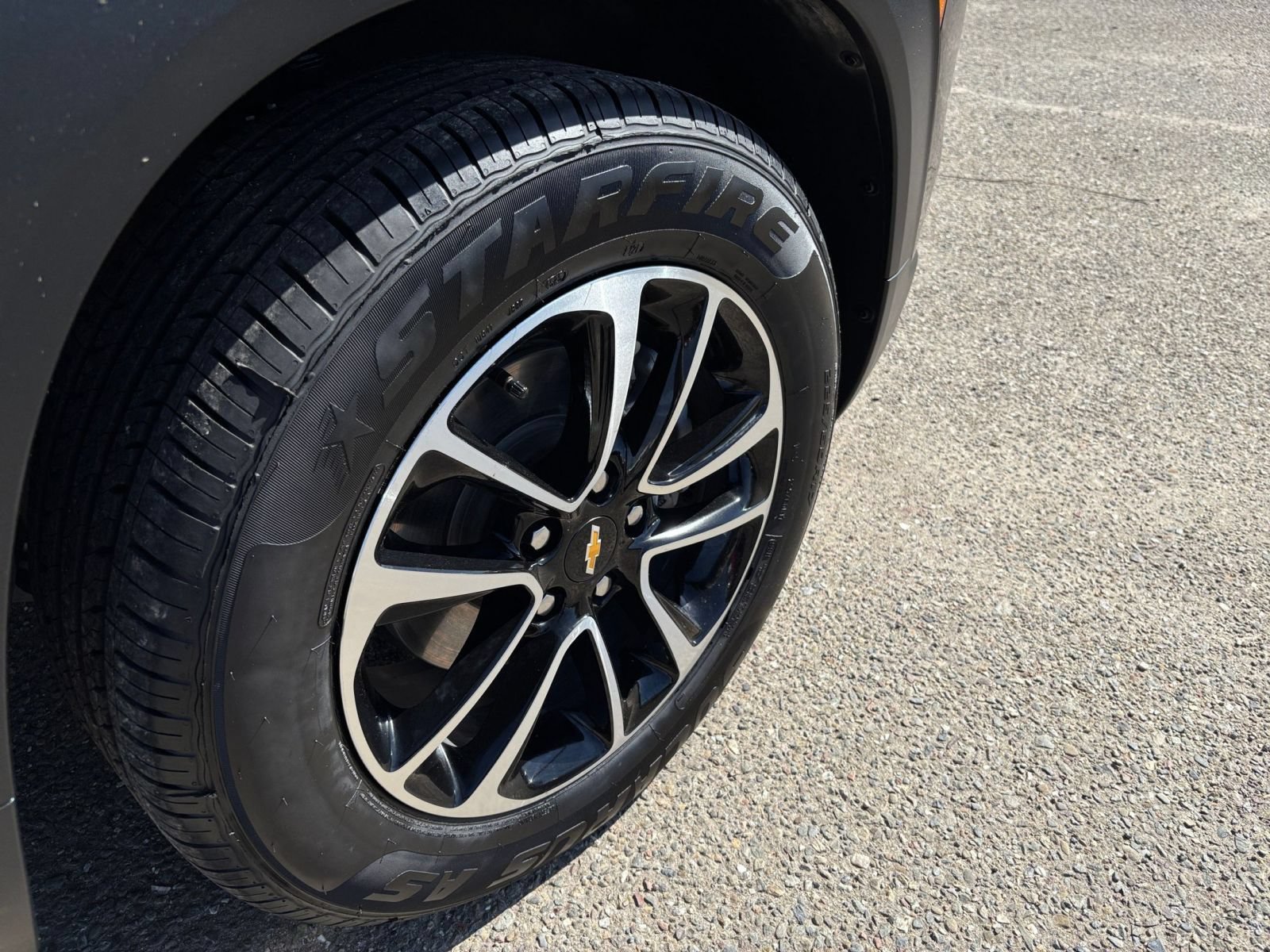 Used 2025 Chevrolet TrailBlazer LT FWD image 52
