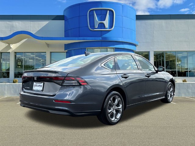 Used 2024 Honda Accord EX image 2