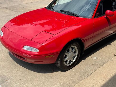 Used 1990 MAZDA MX-5 Miata RWD image 15