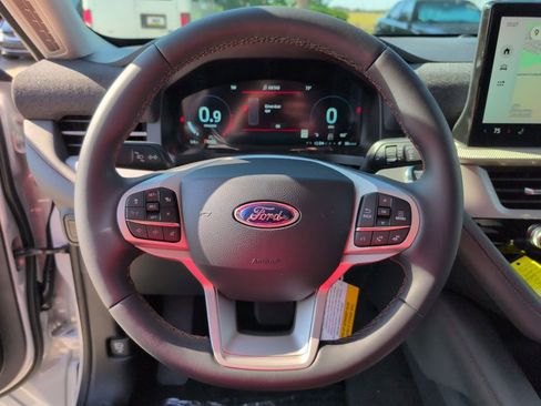 New 2026 Ford Explorer Active image 29