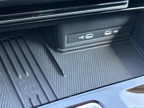 New 2025 Volkswagen Atlas SEL image 20