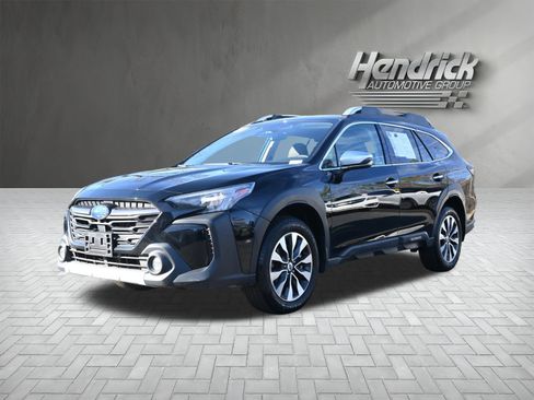 Certified 2023 Subaru Outback Touring image 5