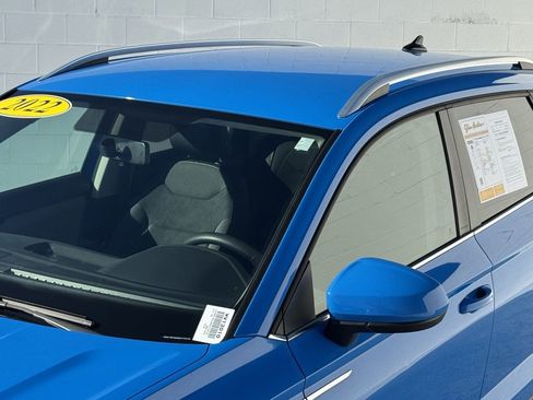 Used 2022 Volkswagen Taos SE image 10