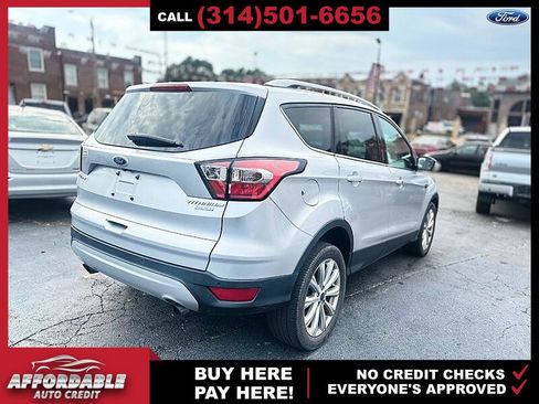 Used 2017 Ford Escape Titanium FWD image 5