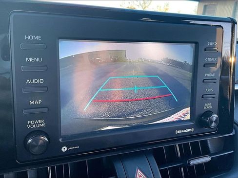 Used 2021 Toyota RAV4 XLE w/ Convenience Package image 14