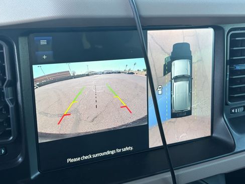 Used 2023 Ford Bronco Wildtrak AWD/4WD image 19
