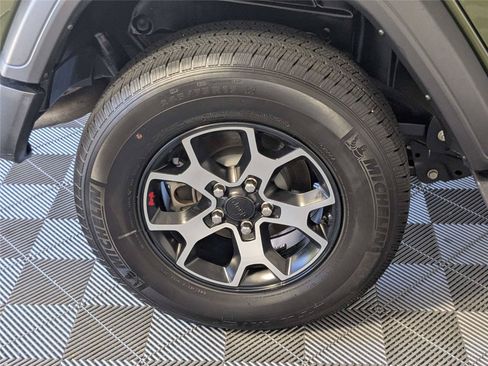 Used 2023 Jeep Wrangler Unlimited Sport AWD/4WD image 9