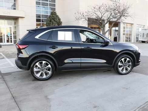 Used 2025 Ford Escape Platinum w/ Premium Technology Package image 6