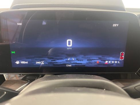 New 2026 Chevrolet Suburban Premier image 33