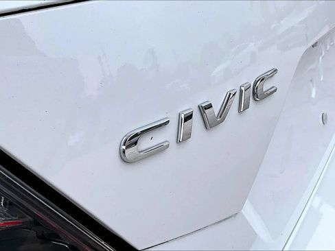Used 2019 Honda Civic LX image 21