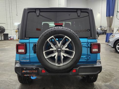 Used 2024 Jeep Wrangler Sport S w/ Convenience Group image 16