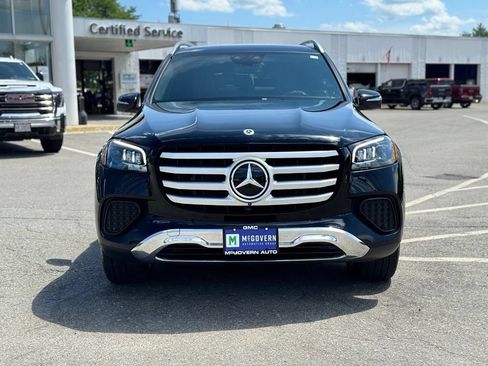 Used 2024 Mercedes-Benz GLS 450 4MATIC image 10