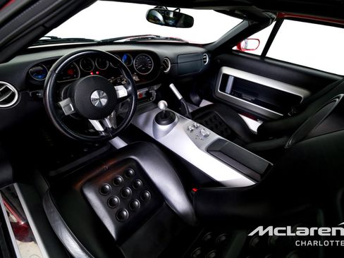 Used 2005 Ford GT image 12