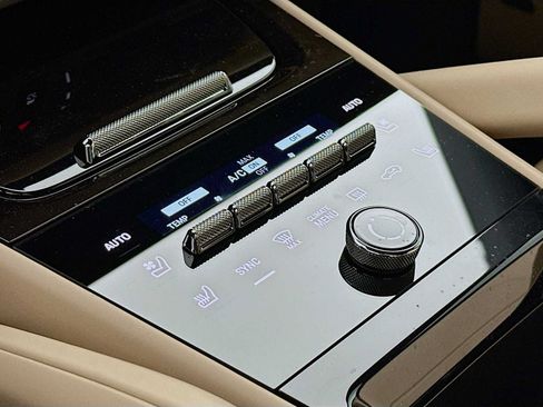 New 2026 Porsche Cayenne S AWD/4WD image 21