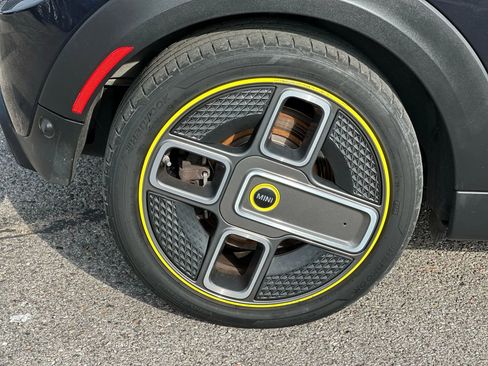 Used 2021 MINI Cooper SE w/ 8.8" Touchscreen Nav Package image 22