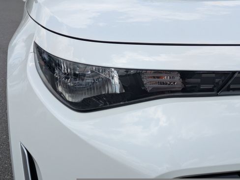 Used 2024 Kia Soul LX w/ Option Group 015 FWD image 10