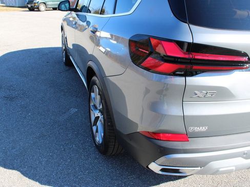 New 2026 BMW X5 xDrive50e w/ Climate Comfort Package image 44