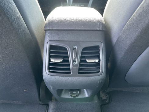 Used 2019 Hyundai Sonata SEL w/ Winter Weather Package image 40