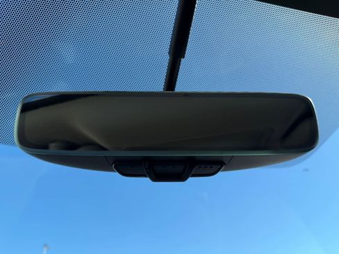 Used 2017 Nissan Rogue Sport SL image 45