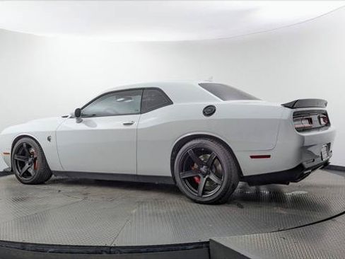 Used 2021 Dodge Challenger SRT Hellcat Redeye RWD image 4