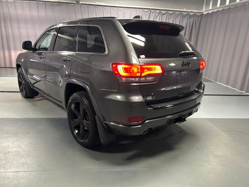 Used 2015 Jeep Grand Cherokee Laredo w/ Security & Convenience Group AWD/4WD image 5