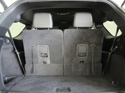 Used 2023 Dodge Durango R/T w/ Tow 'N Go Package AWD/4WD image 28