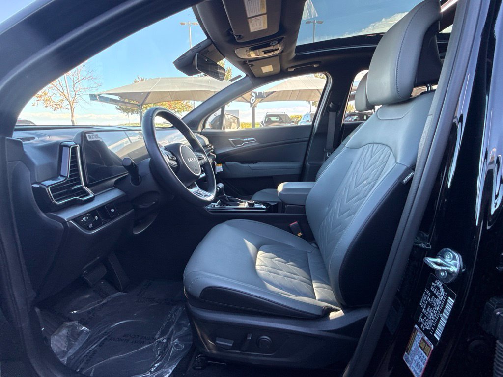 Used 2025 Kia Sportage X-Line w/ Premium Package AWD/4WD image 31