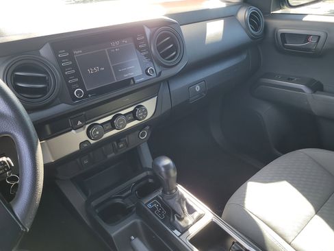 Certified 2022 Toyota Tacoma SR image 20