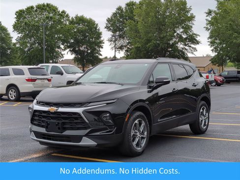 Used 2023 Chevrolet Blazer LT AWD/4WD image 1
