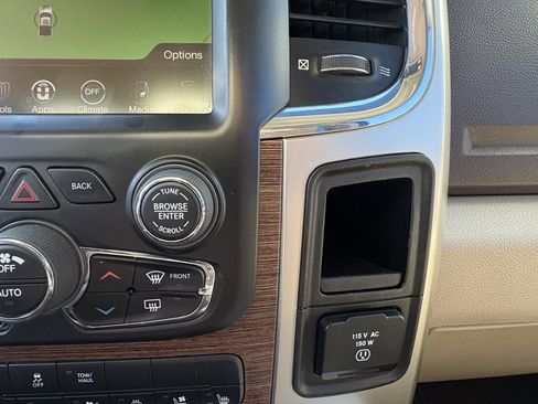 Used 2016 RAM 1500 Laramie w/ Convenience Group image 20