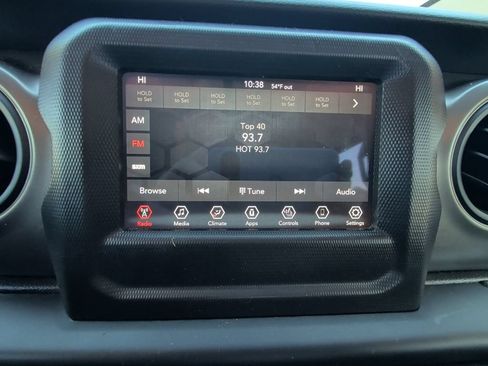 Used 2022 Jeep Gladiator Sport AWD/4WD image 20
