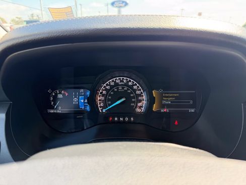 Certified 2021 Ford Ranger Lariat w/ Tremor Off-Road Package AWD/4WD image 28