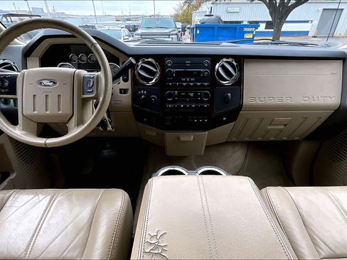 Used 2008 Ford F250 Lariat image 15