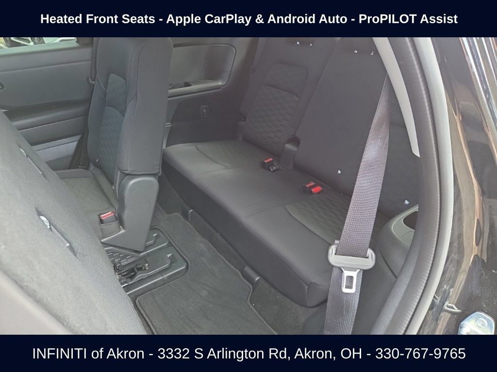 Used 2024 Nissan Pathfinder SV AWD/4WD image 30