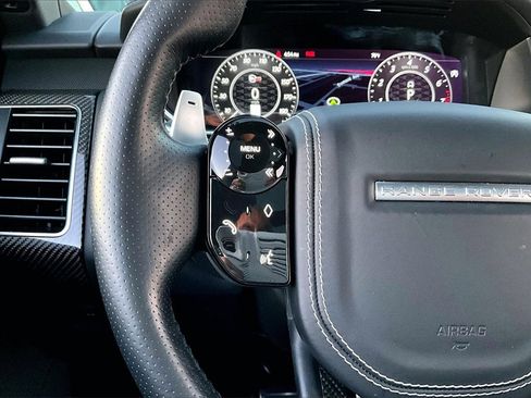 Used 2022 Land Rover Range Rover Sport SVR image 11