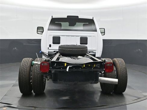 New 2026 RAM 3500 Tradesman w/ Chrome Appearance Group image 9
